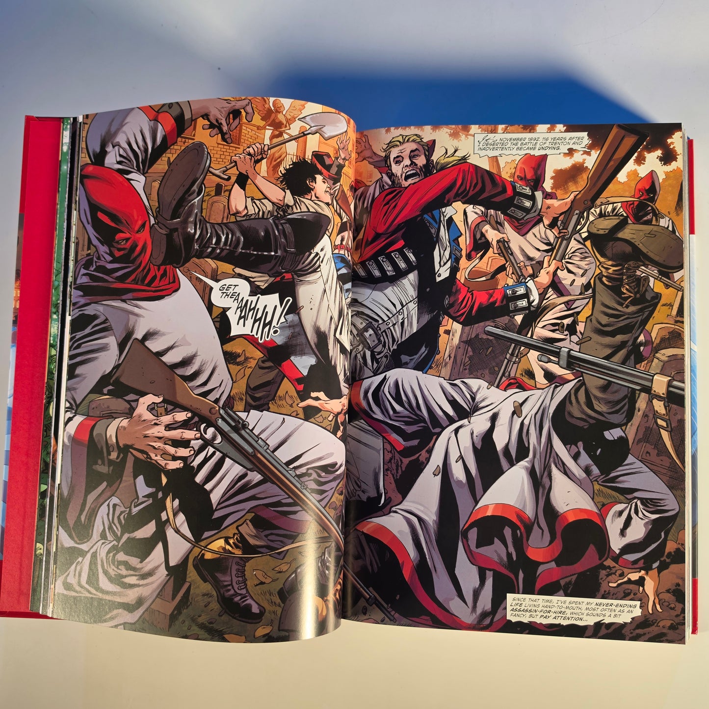 REDCOAT DLX HC BOOK 01