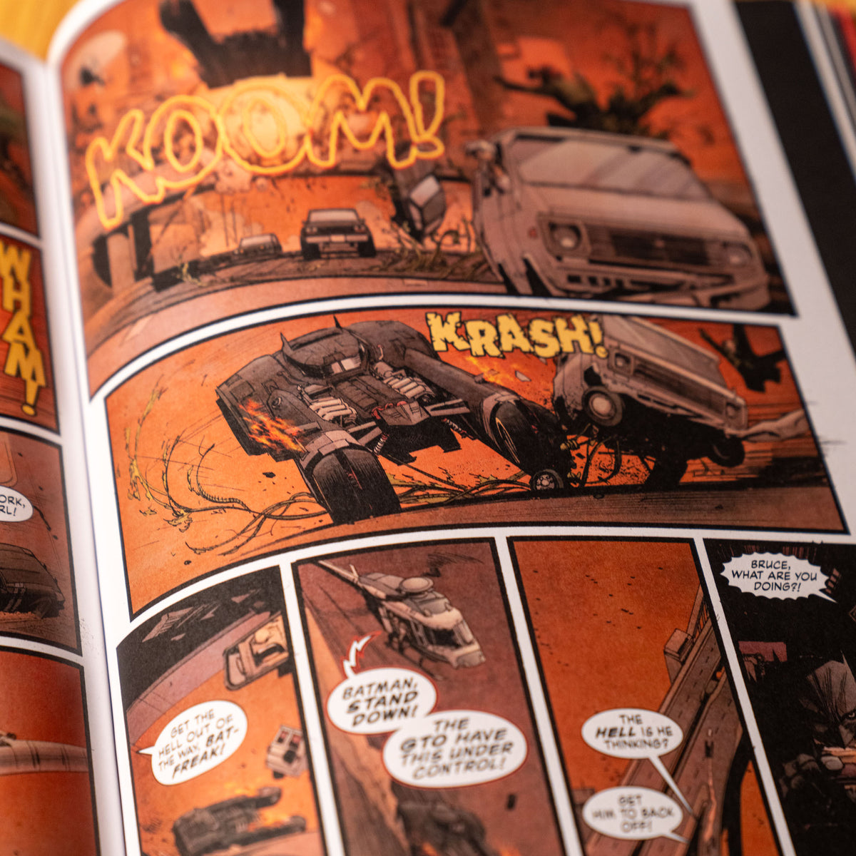 Batman: White Knight: Absolute Edition