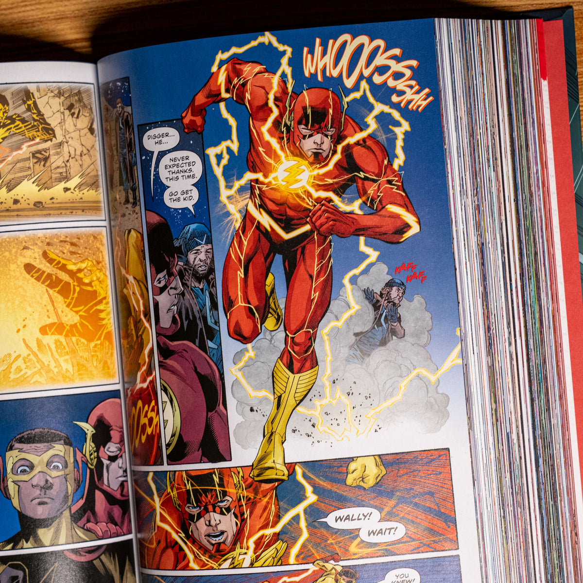 FLASH BY JOSHUA WILLIAMSON OMNIBUS HC VOL 01